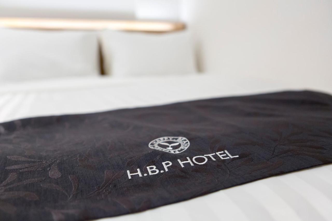 H.B.P Hotel Osaka Buitenkant foto