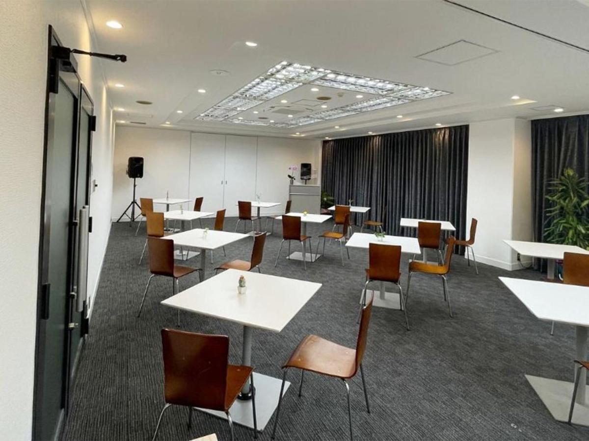 H.B.P Hotel Osaka Buitenkant foto