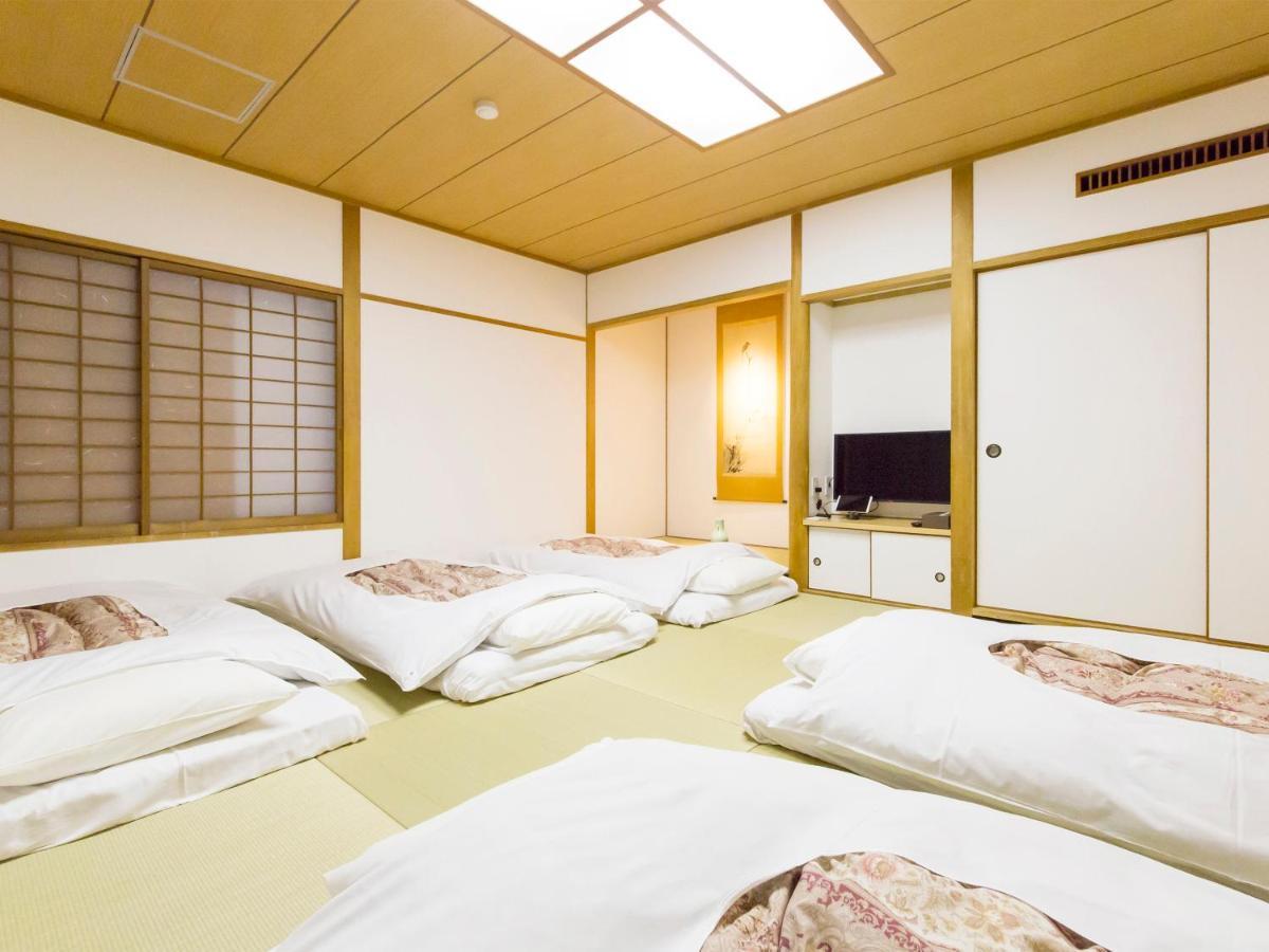 H.B.P Hotel Osaka Buitenkant foto